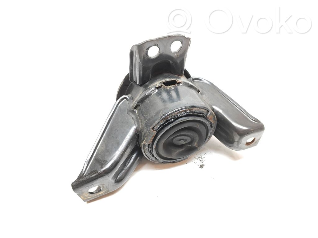 KIA Sorento Engine mount bracket 