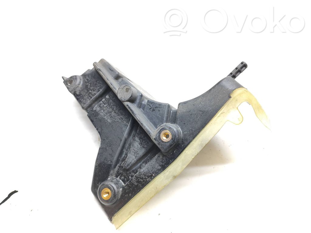 Peugeot 3008 II Other engine bay part 