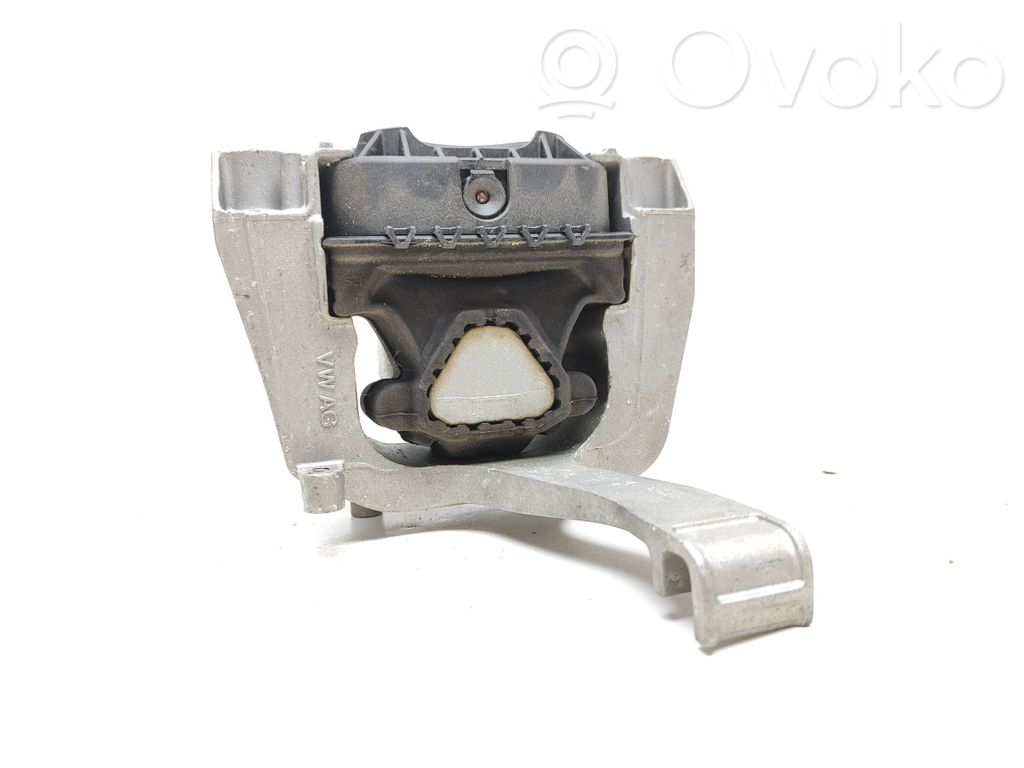 Audi Q2 - Engine mount bracket 