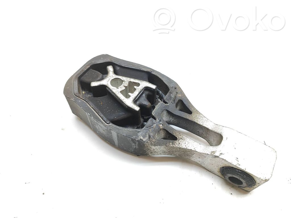Peugeot 3008 II Engine mount bracket 