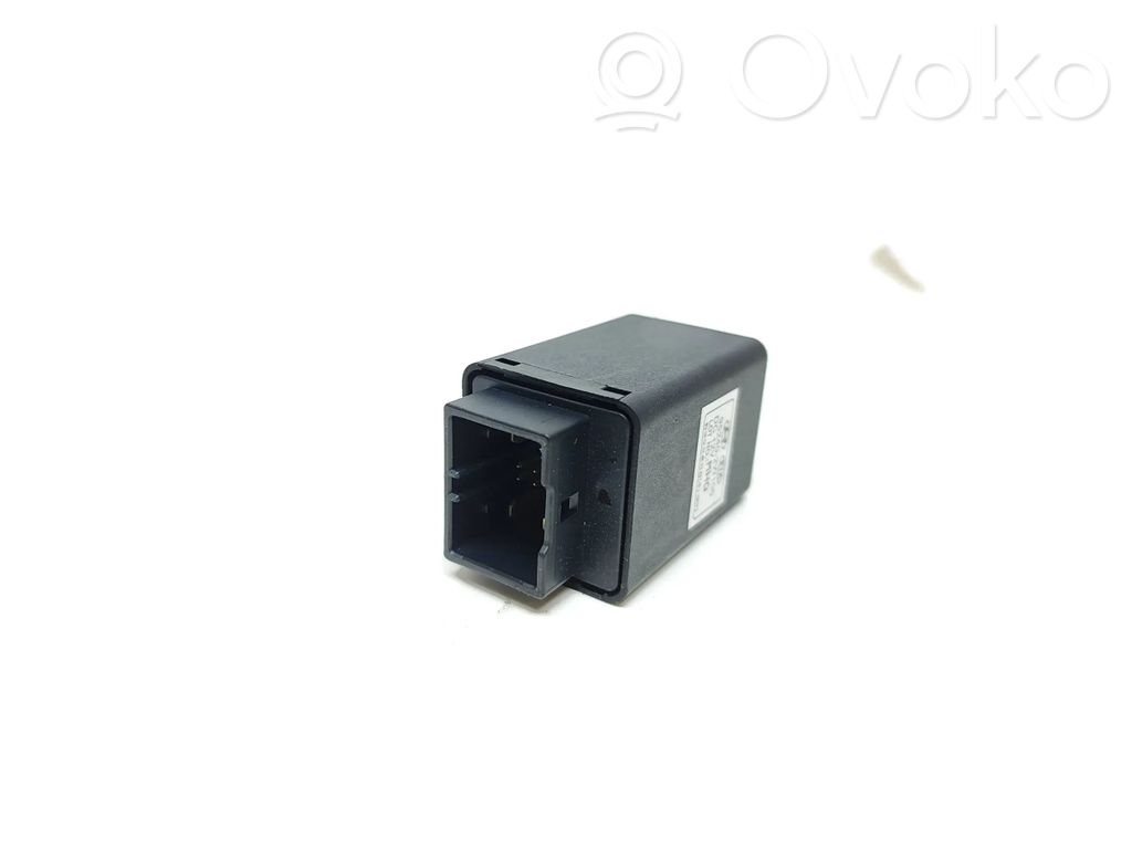 Other control units/modules   952402W100