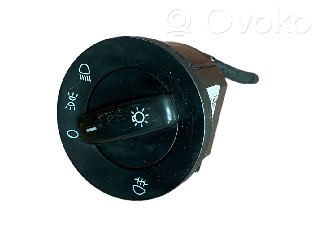 Volkswagen PASSAT B6 Light switch 