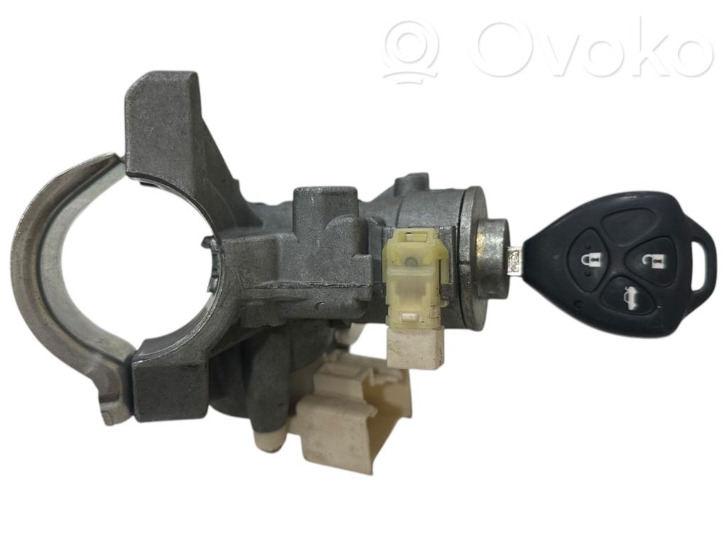 Toyota Avensis T250 Ignition lock 