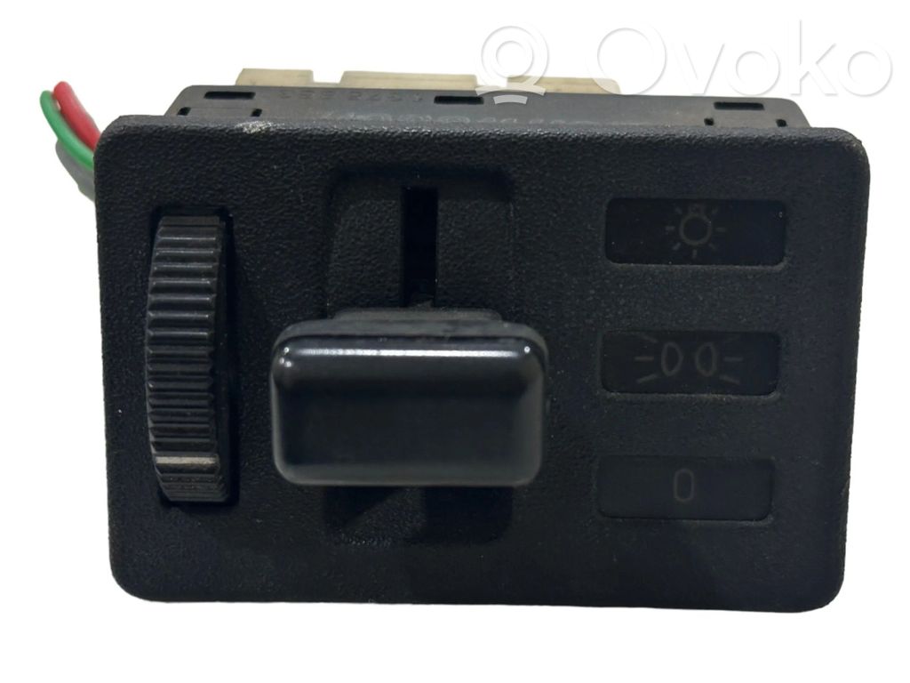 Interruptor de luz   1362939,927074,1365863