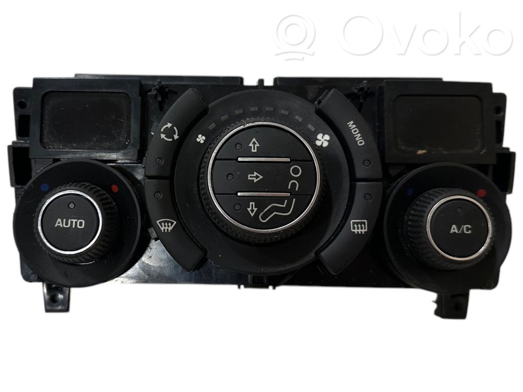 Peugeot 308 Climate control unit 