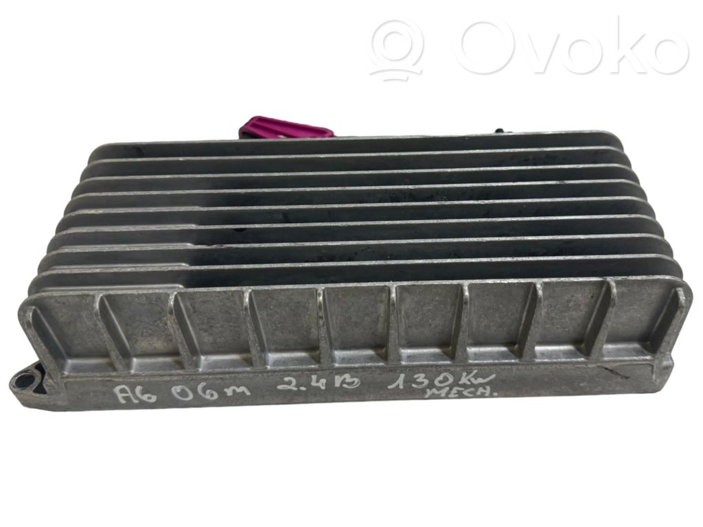 Audi A6 S6 C6 4F Garso stiprintuvas 