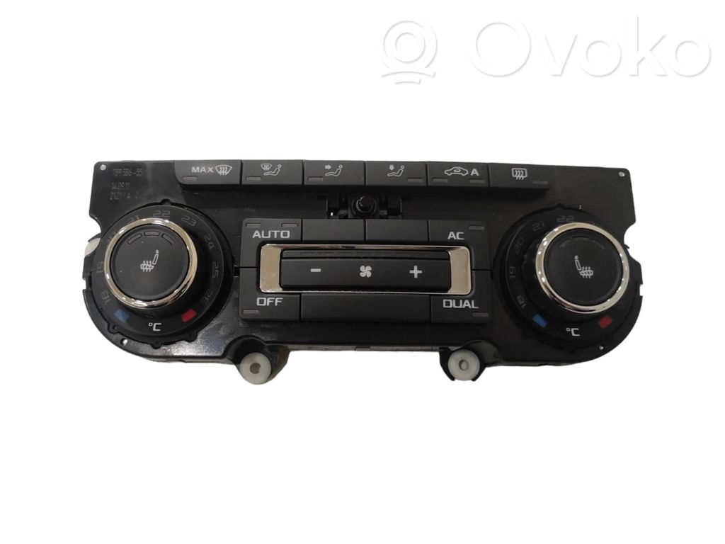 Skoda Octavia Mk2 (1Z) Climate control unit 
