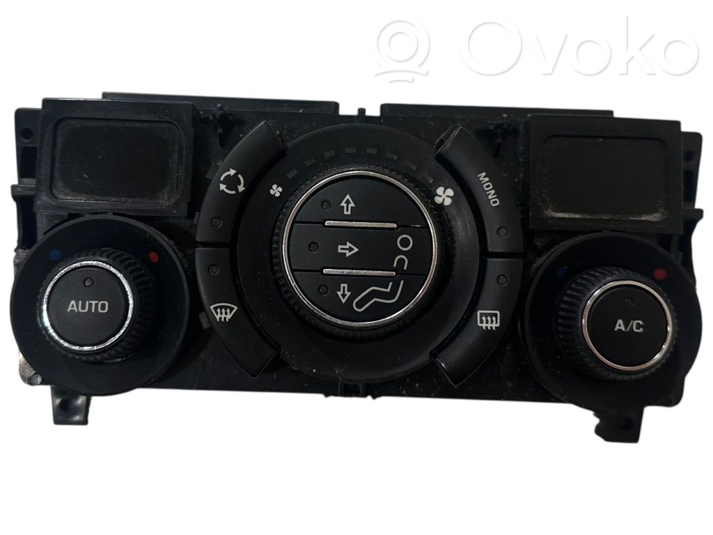 Peugeot 308 Climate control unit 