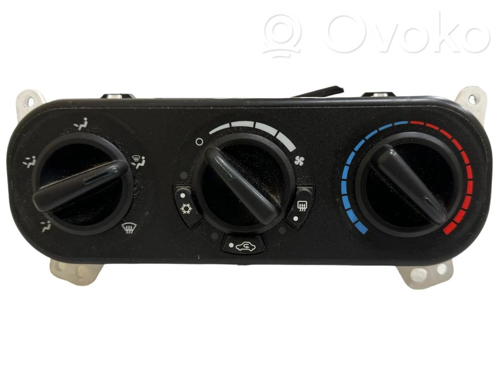 Jeep Patriot Climate control unit 