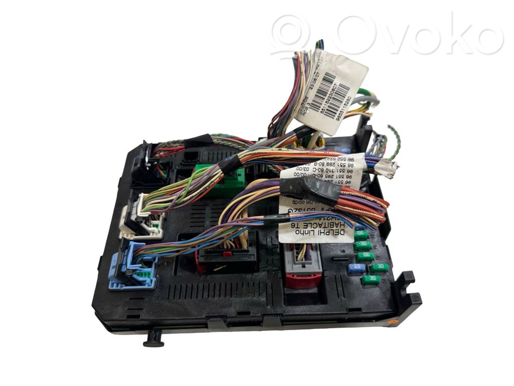 Peugeot 307 Fuse module 