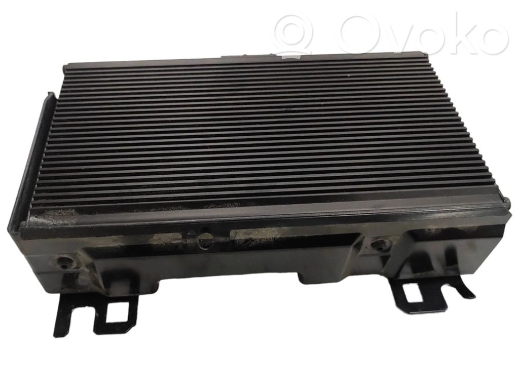 Peugeot 407 Sound amplifier 