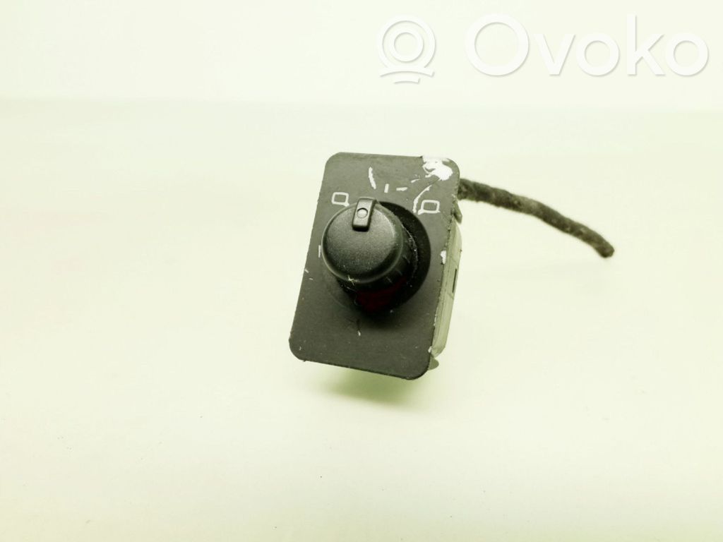 Audi A6 S6 C5 4B Wing mirror switch 