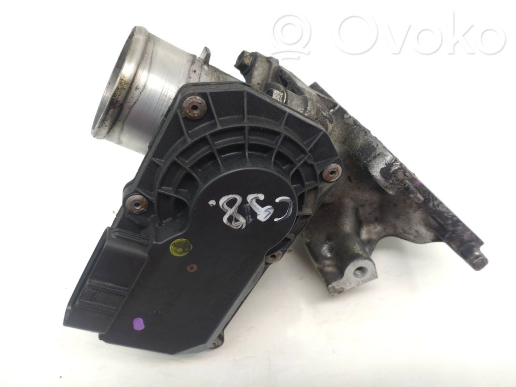 Toyota Auris E180 Droselinė sklendė 