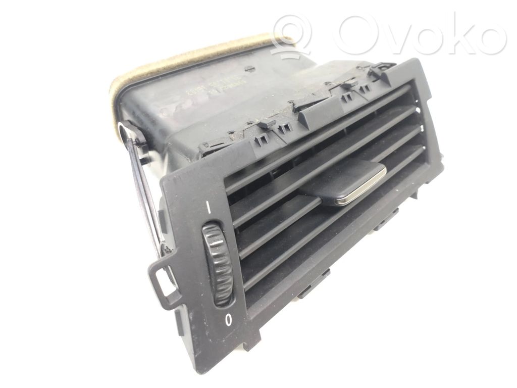 BMW 5 E60 E61 Šoninės oro grotelės 