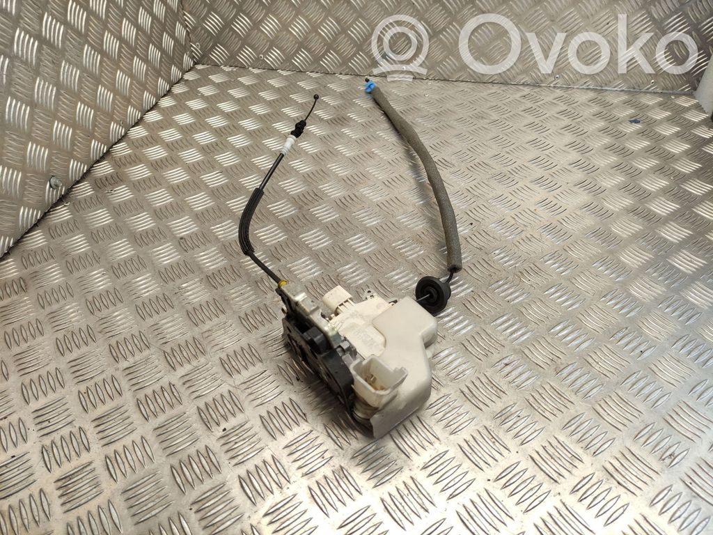 Audi A1 Front door lock 