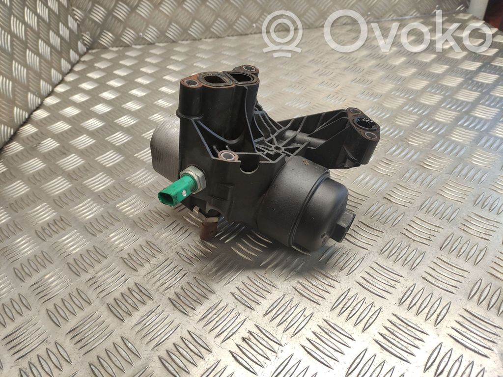 Skoda Octavia Mk3 (5E) Oil filter mounting bracket 