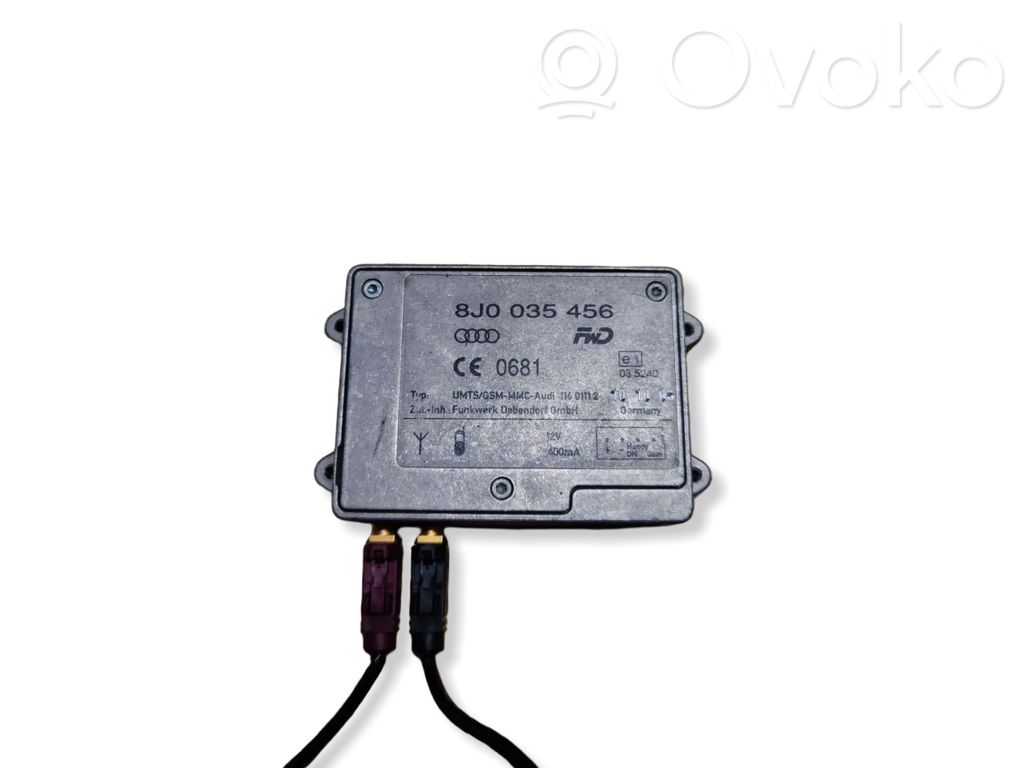 Audi A4 S4 B7 8E 8H Aerial antenna amplifier 