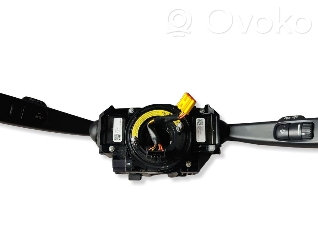 Volvo XC60 Wiper turn signal indicator stalk/switch 
