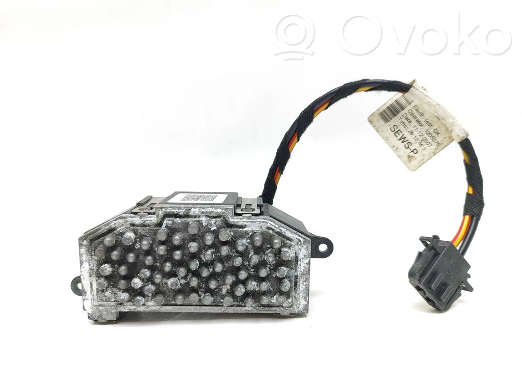 Audi A4 S4 B8 8K Pečiuko ventiliatoriaus reostatas (reustatas) 