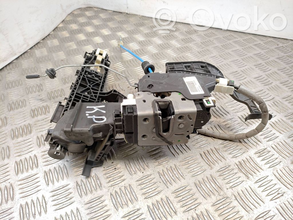Mercedes-Benz B W246 W242 Etuoven lukko 