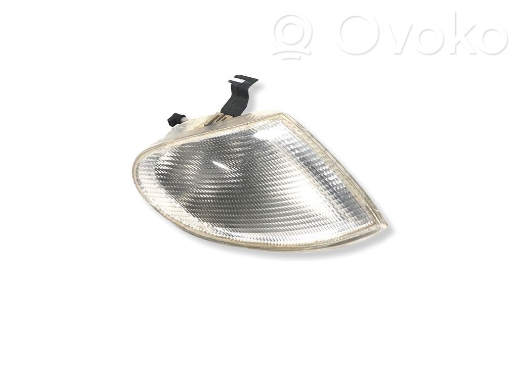 Volkswagen Sharan Front indicator light 