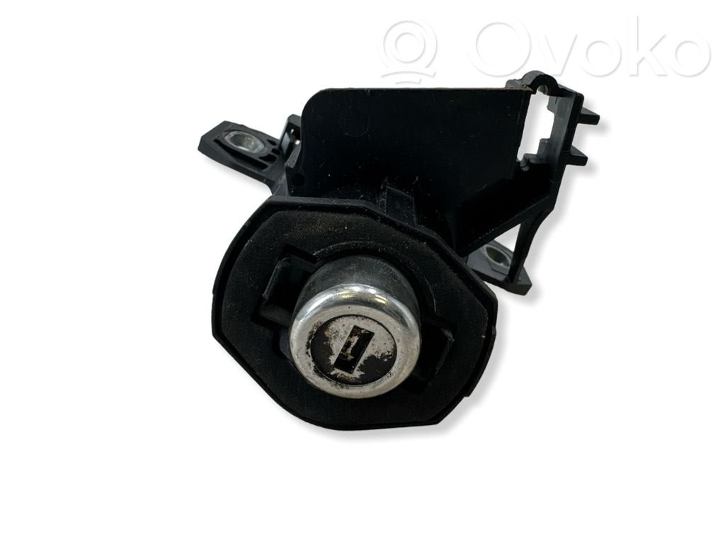BMW 3 E90 E91 Tailgate exterior lock 