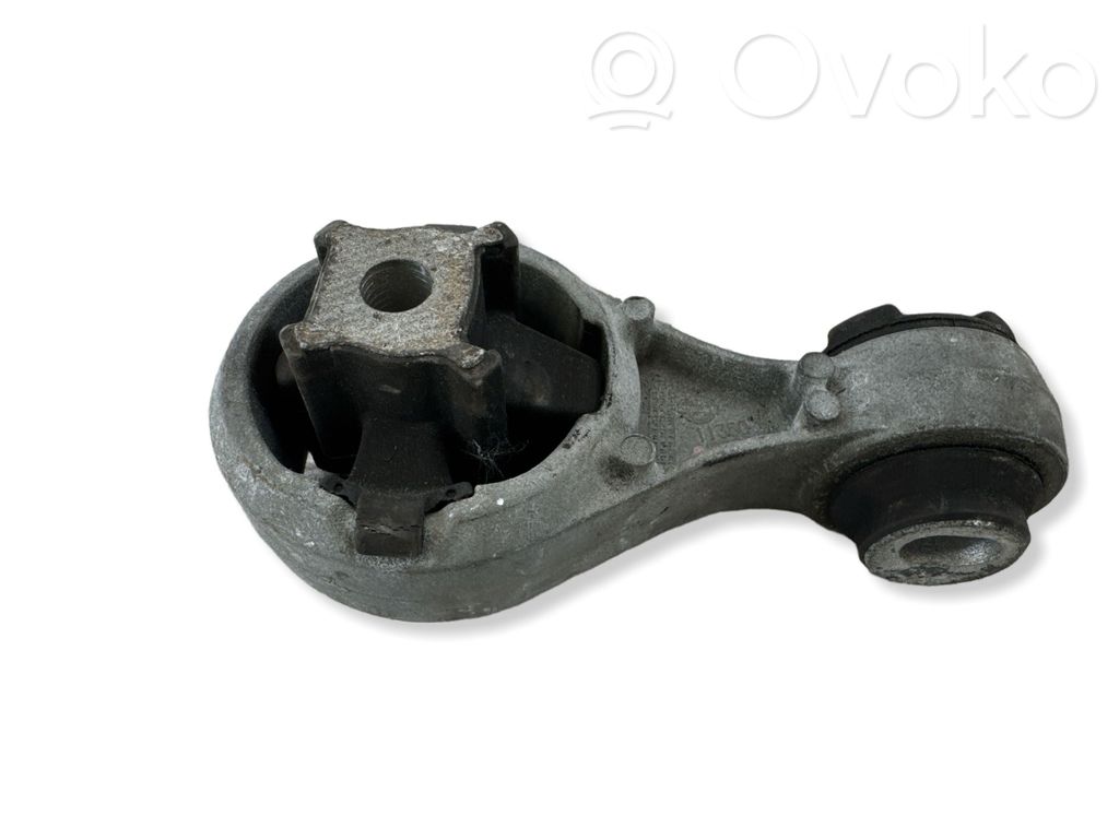 Nissan Qashqai Engine mount bracket 