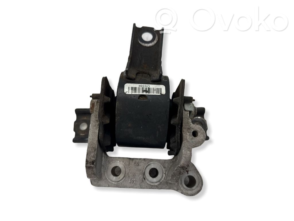 Jeep Compass Engine mount bracket 