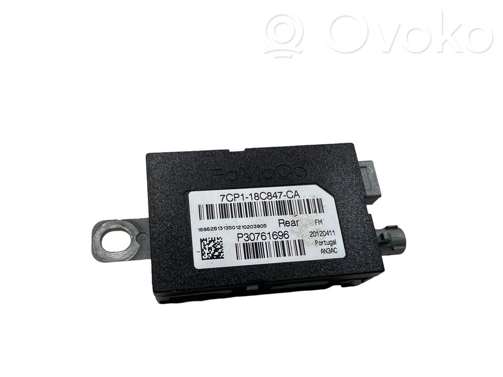 Ford C-MAX II Aerial antenna amplifier 