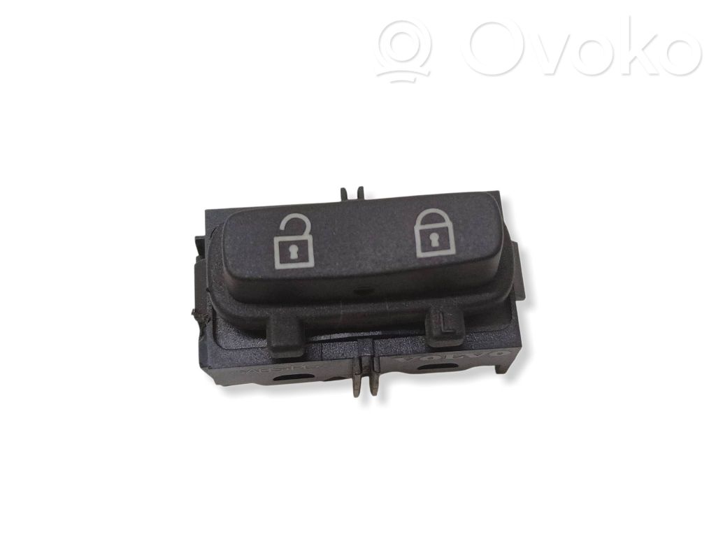 Volvo V70 Central locking switch button 