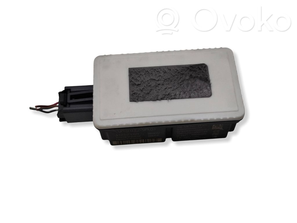 Volvo V70 Door central lock control unit/module 