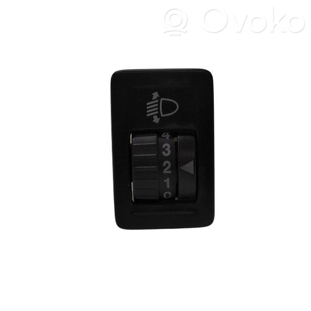 Suzuki Grand Vitara II Headlight level height control switch 