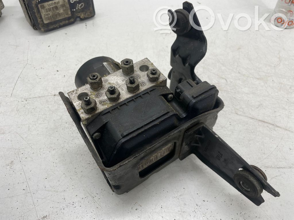 Opel Insignia A ABS Pump 