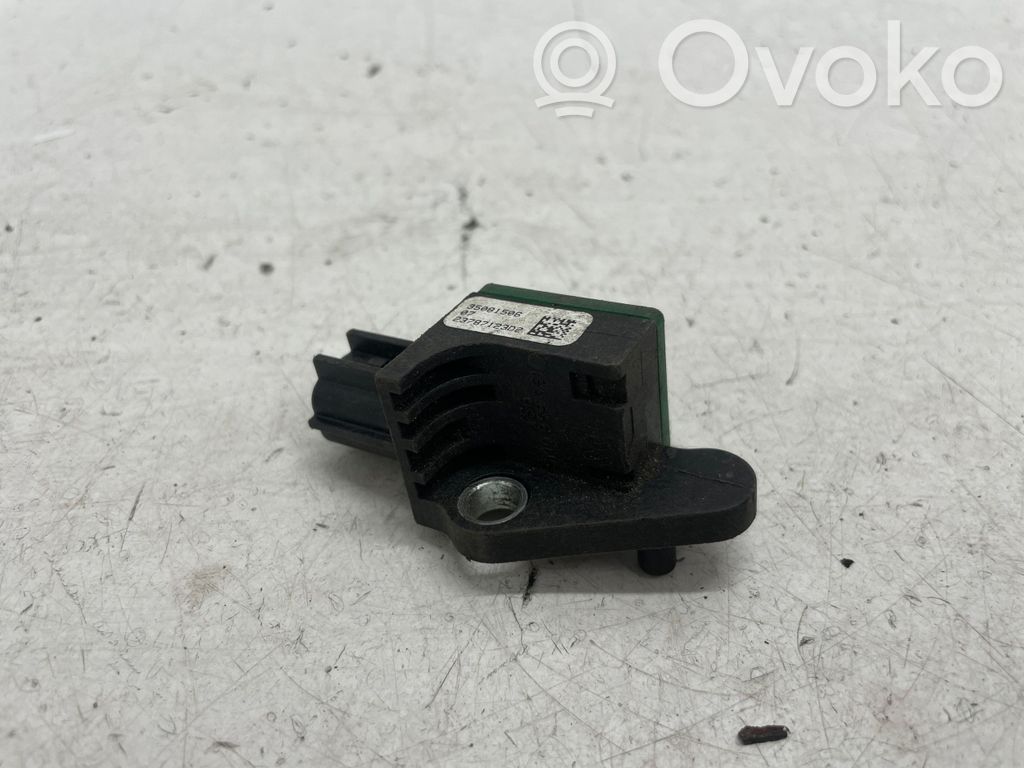 Volkswagen PASSAT B7 Airbagsensor Crashsensor Drucksensor 