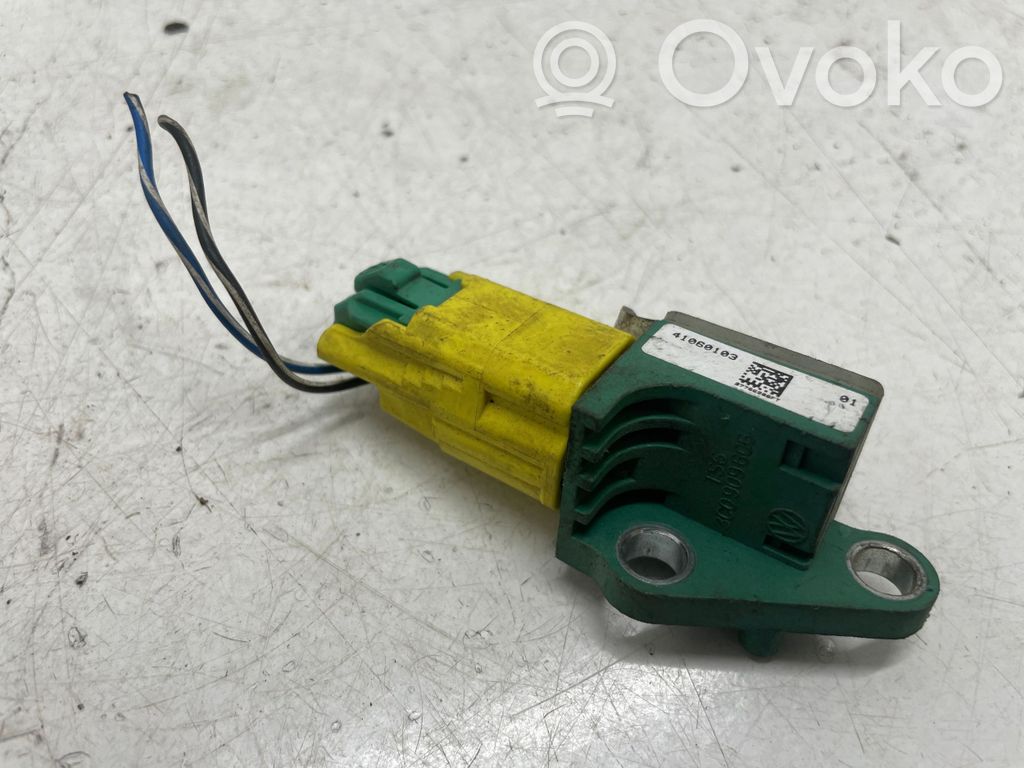 Audi A4 S4 B8 8K Airbagsensor Crashsensor Drucksensor 