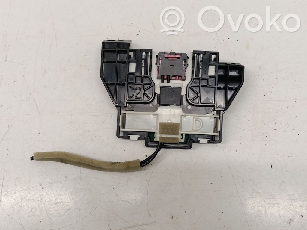 Toyota Yaris XP210 Citu veidu vadības bloki / moduļi 