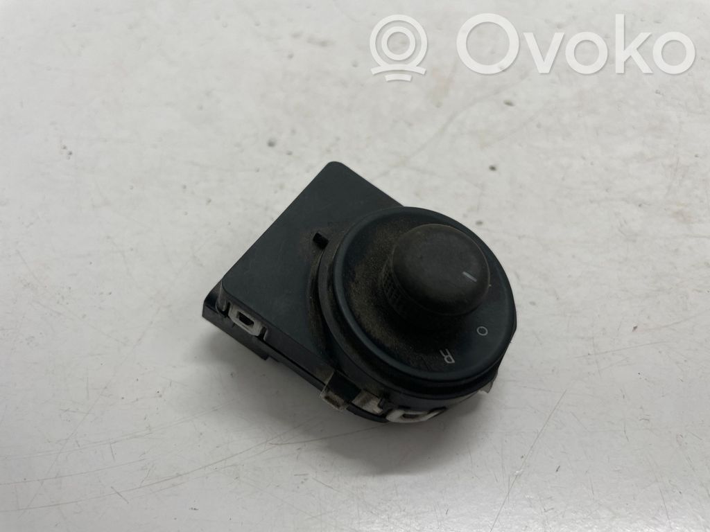 Opel Astra J Comutator oglinzi laterale 