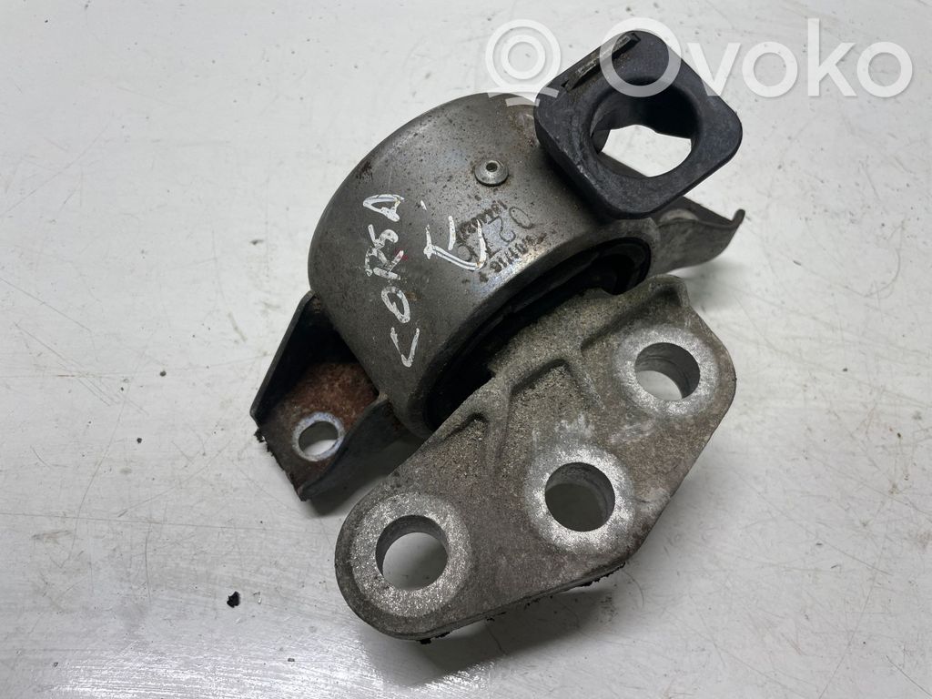 Opel Corsa E Engine mount bracket 