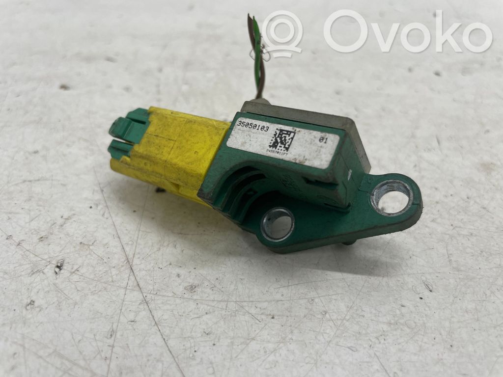 Audi A4 S4 B8 8K Senzor impact/declanșare airbag 