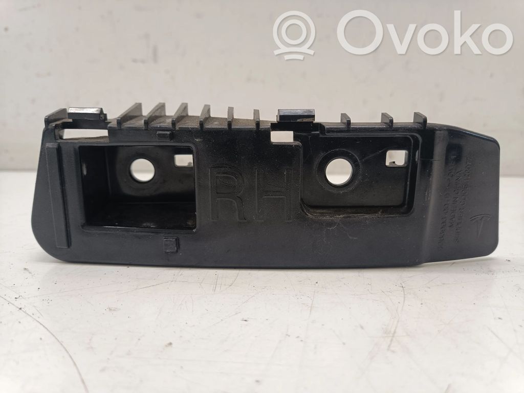Tesla Model 3 Rear bumper mounting bracket 