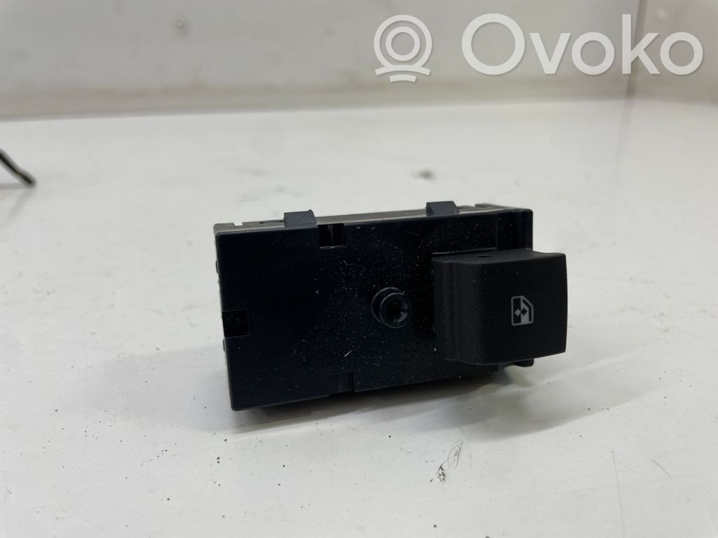 Opel Astra K Electric window control switch 
