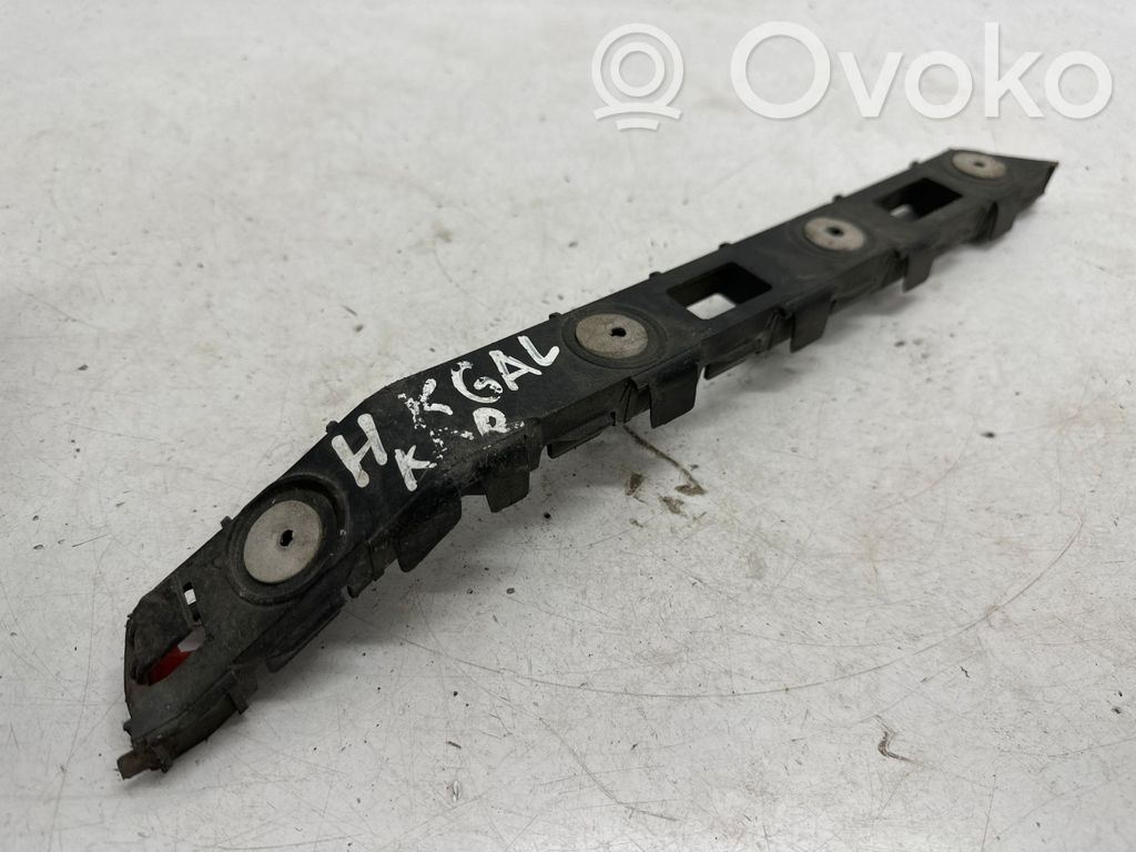 Opel Astra H Takapuskurin kannake 