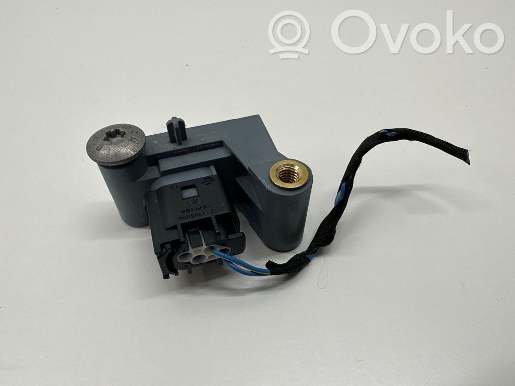 BMW 5 F10 F11 Airbag deployment crash/impact sensor 