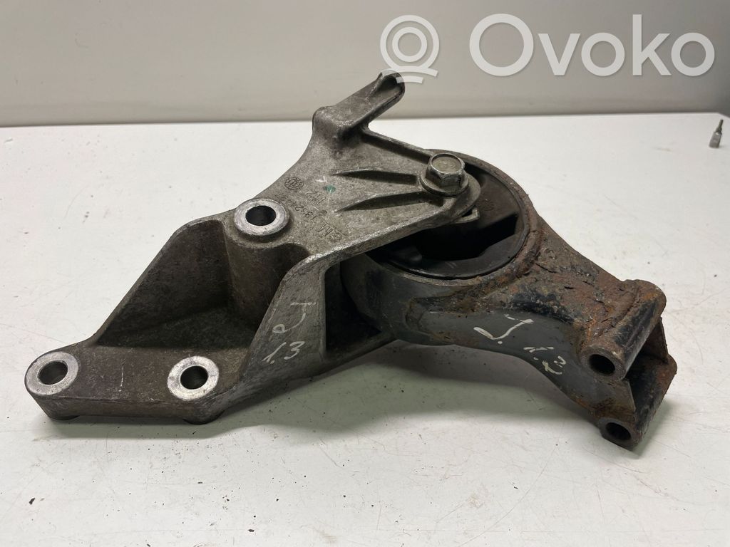 Opel Astra J Engine mount bracket 
