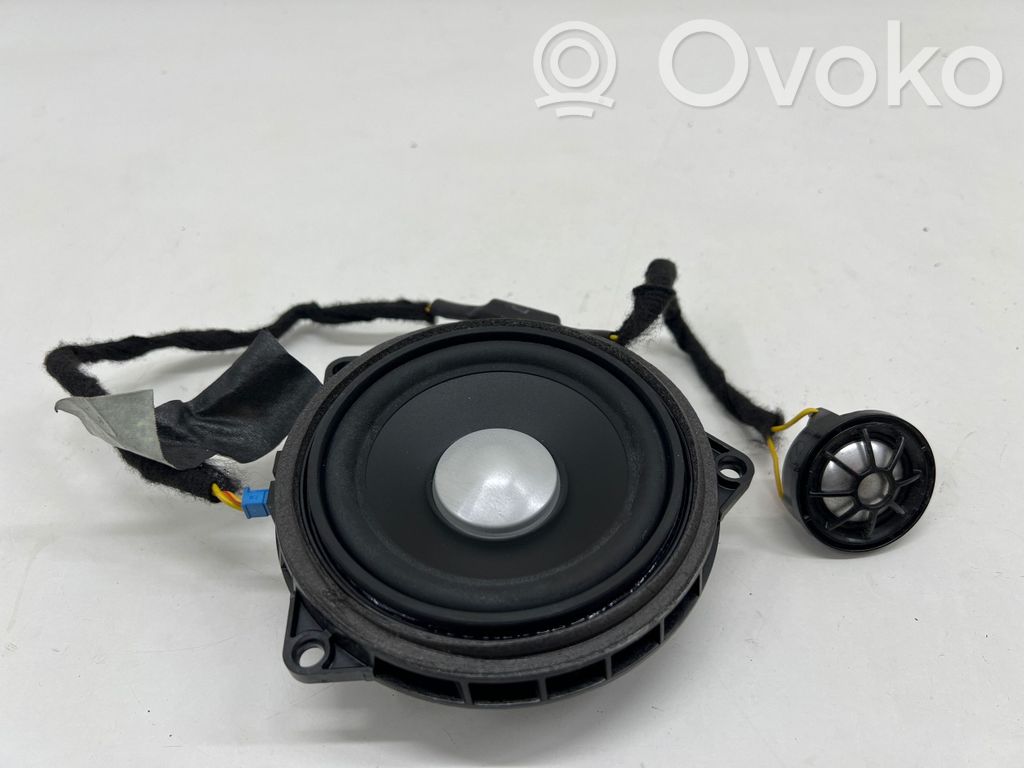 BMW 6 F06 Gran coupe Garsiakalbis (-iai) priekinėse duryse 