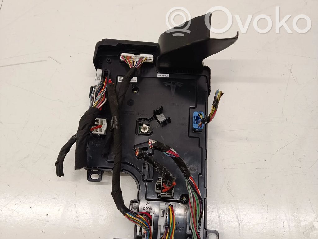 Tesla Model 3 Central body control module 