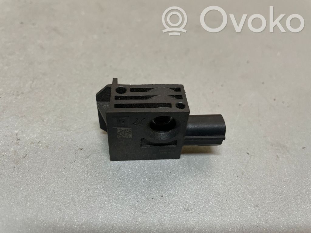Opel Astra J Airbag deployment crash/impact sensor 