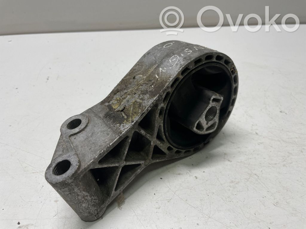 Opel Insignia A Engine mount bracket 