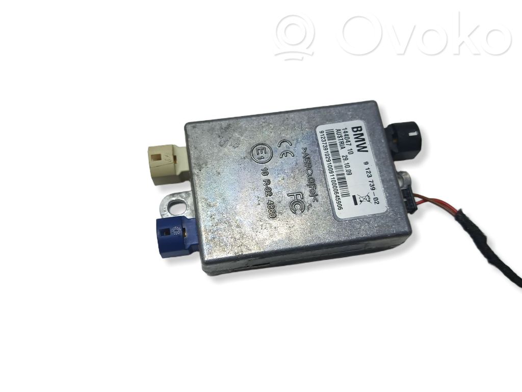 BMW 5 GT F07 Aerial antenna amplifier 