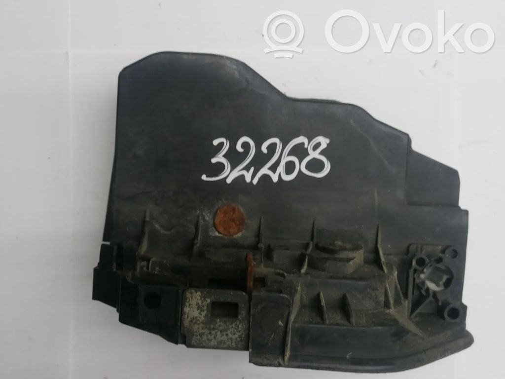 BMW 7 E65 E66 Front door lock 